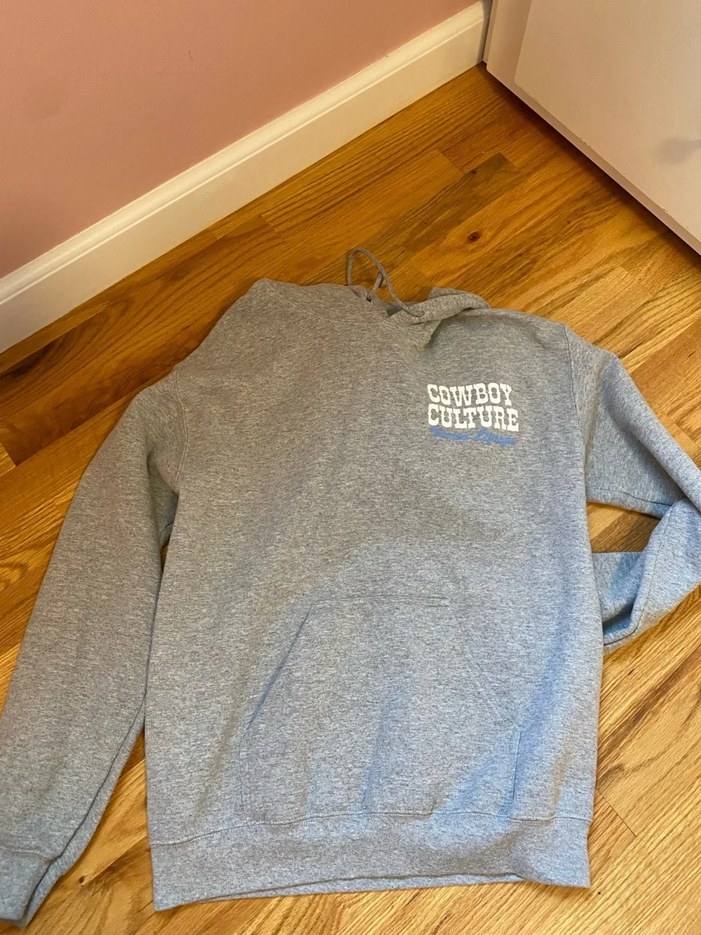 Forever 21 Light Gray 'Cowboy Culture' Pullover Hoodie
